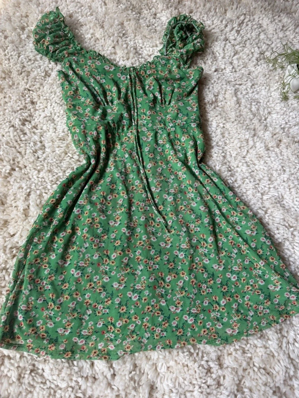 Inspired Hearts Green Floral spring summer women’s floral Ruffle-Shoulder Dress - Picture 3 of 5